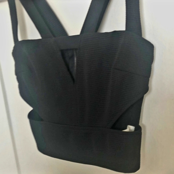 Guess Crop Top - Picture 6 of 11